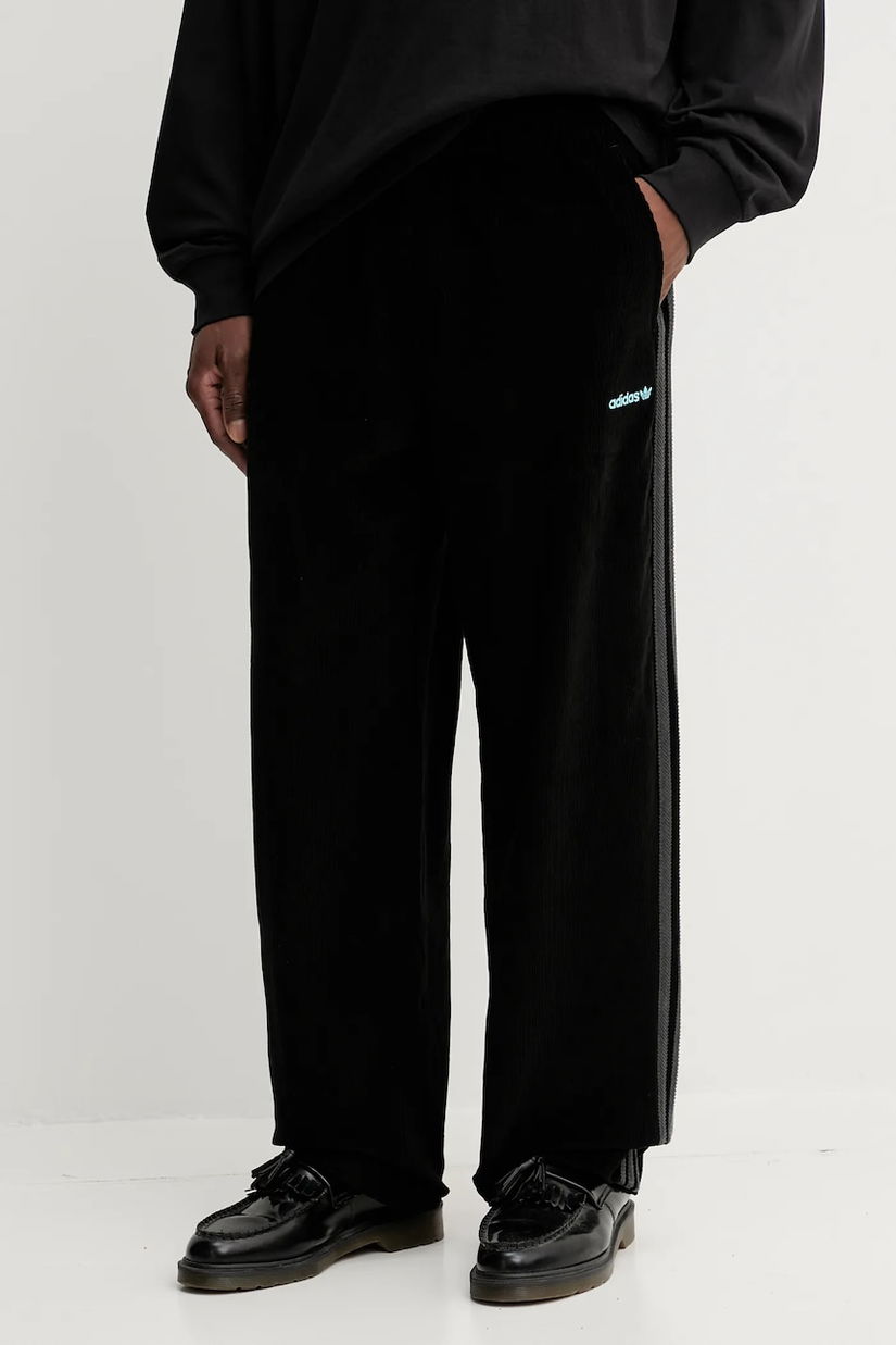adidas Originals pantaloni de catifea cord Cord Pant culoarea negru, drept, JX3107