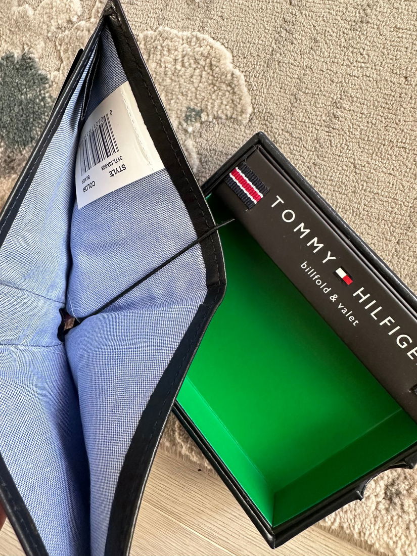 Portofel nou original Tommy Hilfiger piele naturala
