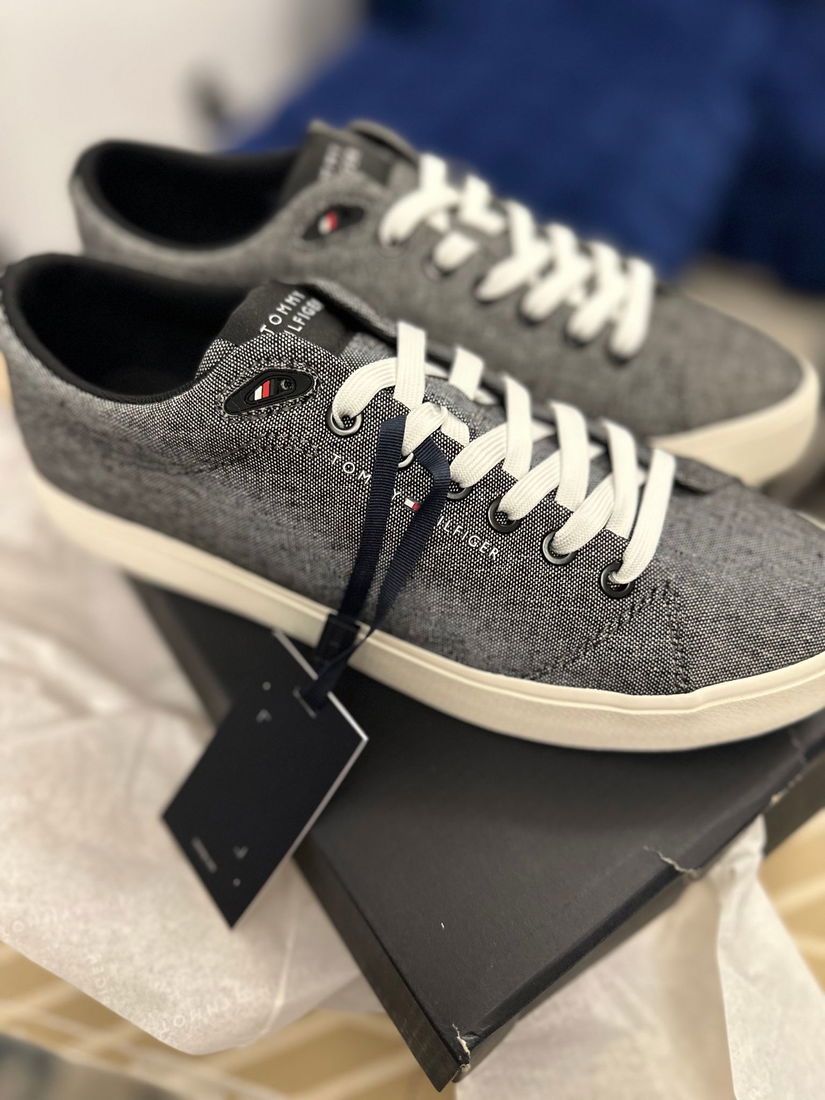 Adidasi Tommy Hilfiger noi originali