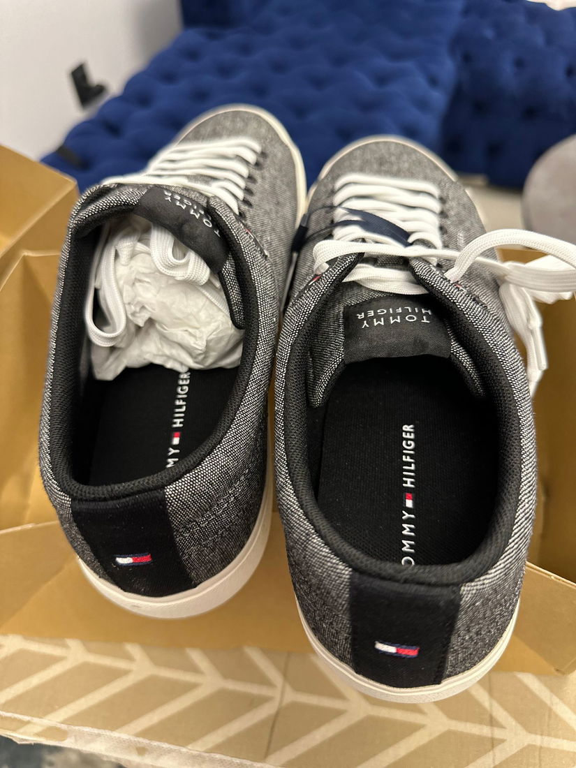 Adidasi Tommy Hilfiger noi originali