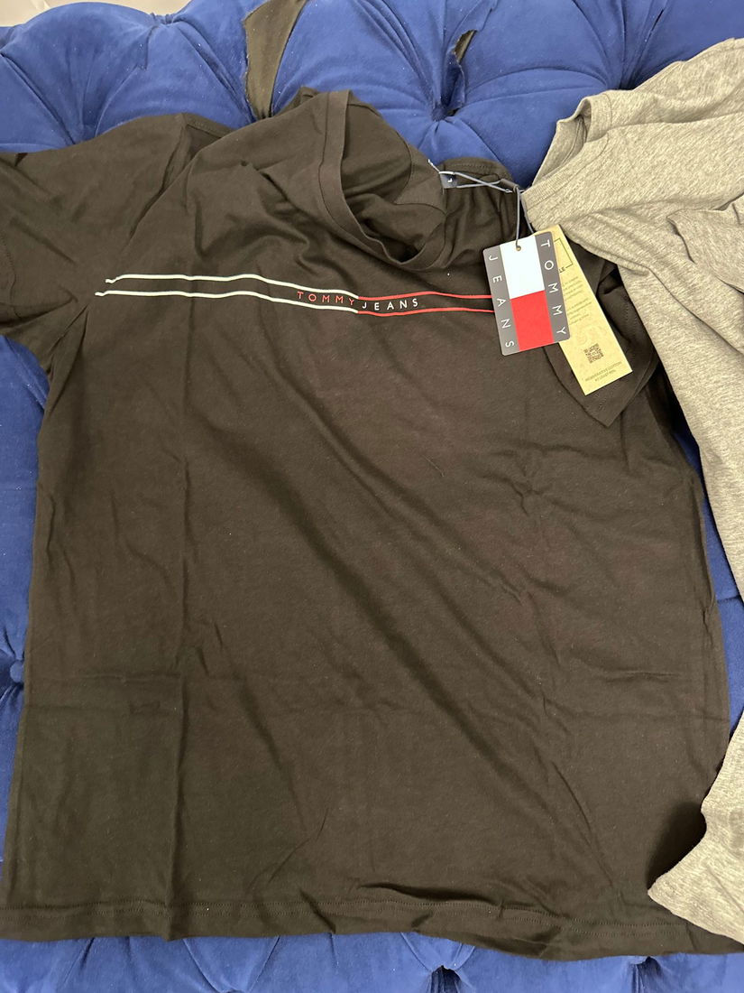 Set 2 tricouri Tommy Hilfiger barbati nou original