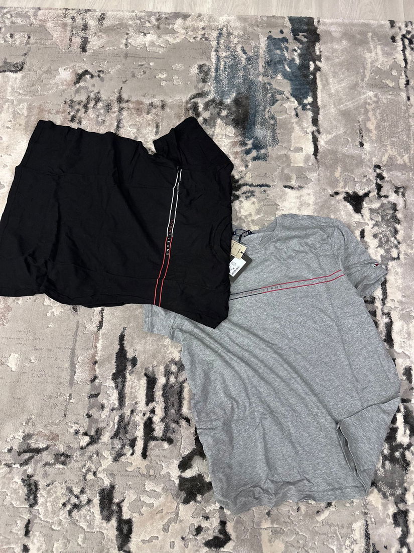 Set 2 tricouri Tommy Hilfiger barbati nou original
