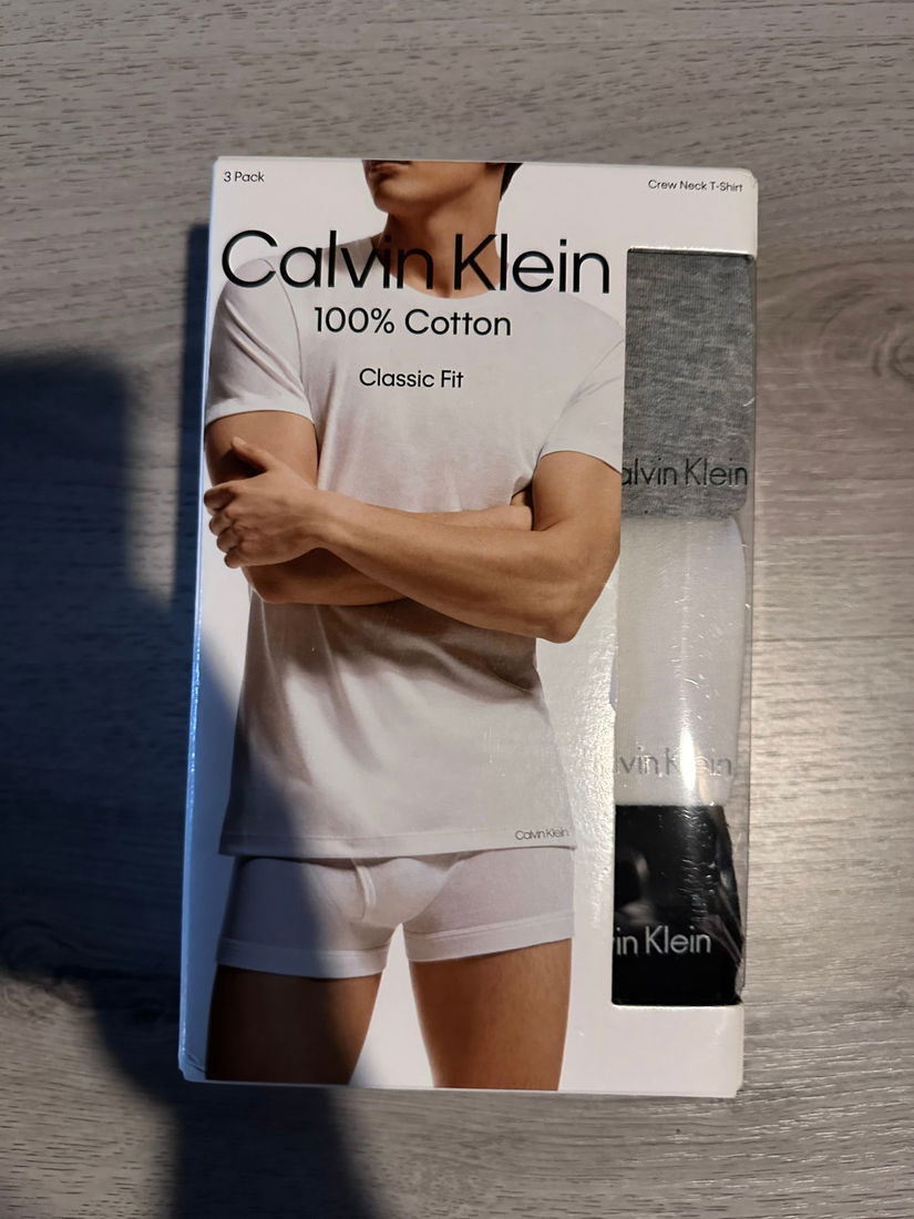 Set 3 tricouri Calvin Klein nou original marime M