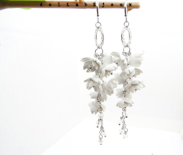Cercei lungi handmade unicat cu flori si cristale - Ideali pentru nunta, botez, cununie (cod1301)