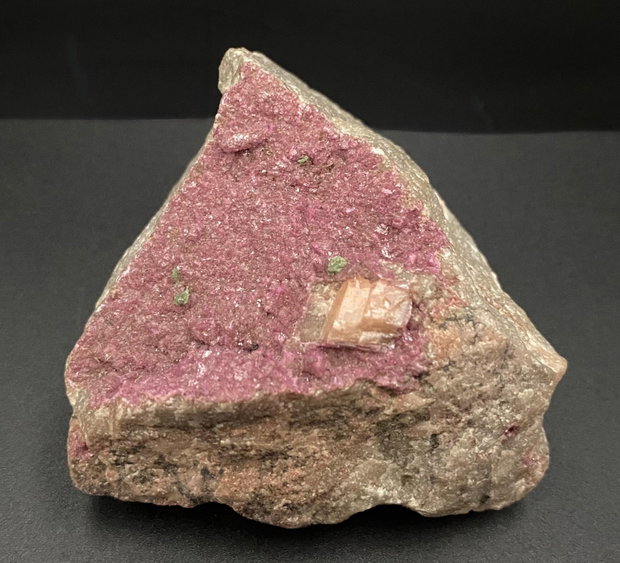 Cobaltocalcit - Specimen piatra semipretioasa