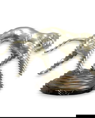 Jaguar mergand-statueta din bronz cu un soclu din marmura