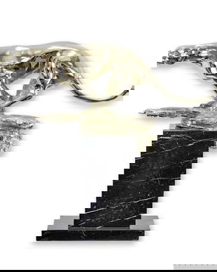 Jaguar alergand-statueta din bronz cu un soclu din marmura