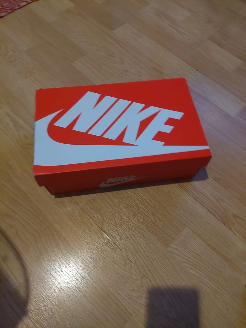 Adidasi Nike Air Max Noi