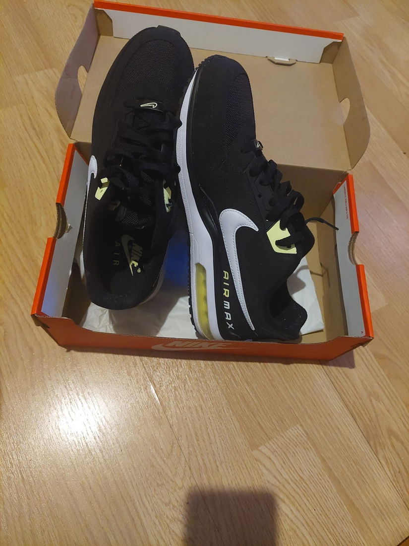 Adidasi Nike Air Max Noi