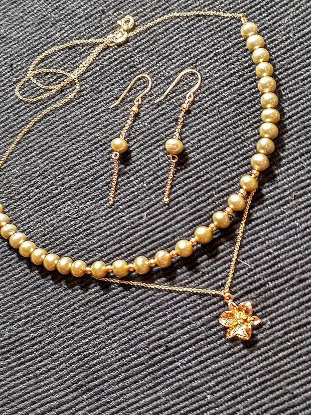 Set vermeil perle naturale de cultura colier cercei lant charm floare argint placat cu aur minimalist boho chic trendy - Transport gratuit