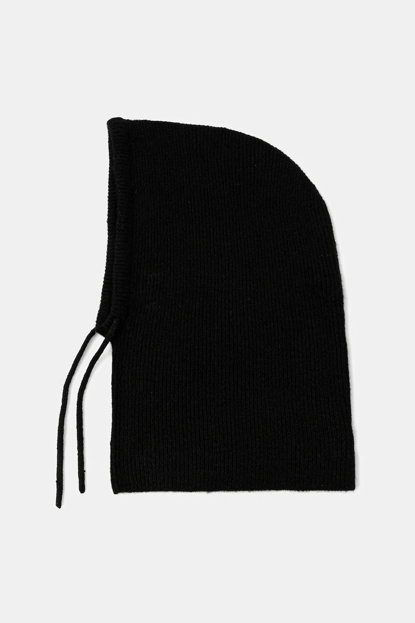 Medicine masca culoarea negru