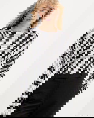 Desigual pulover NORUEGA culoarea negru, light, 25WWJF41