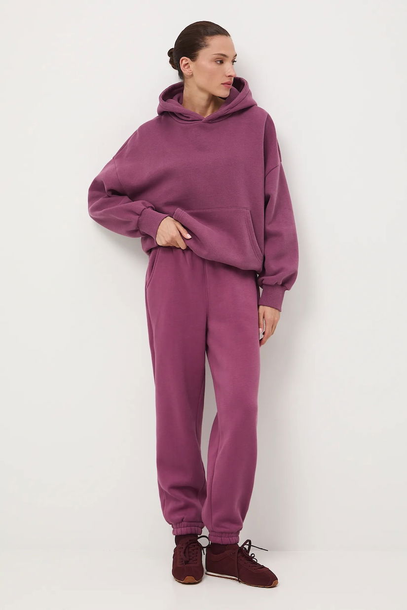 Medicine pantaloni de trening culoarea violet, neted