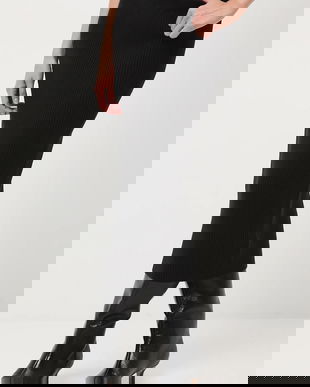 Medicine fusta culoarea negru, maxi, drept