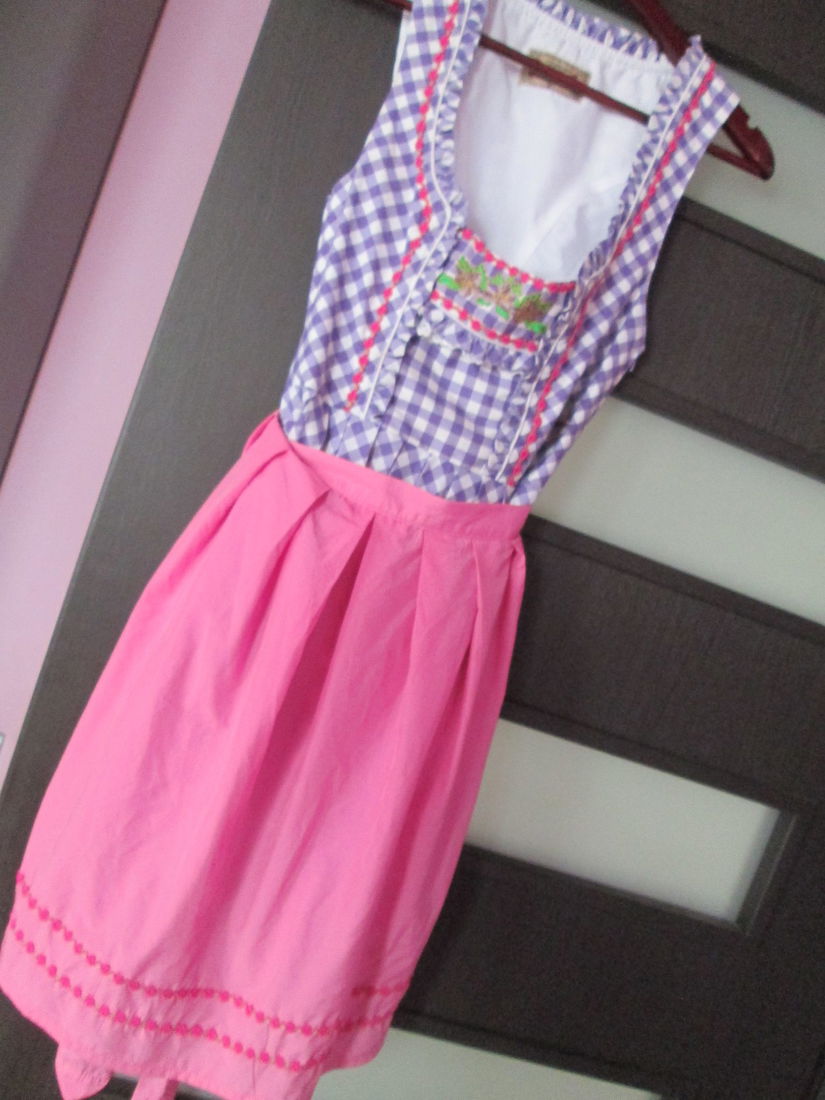 rochie traditionala Stockerpoint XS