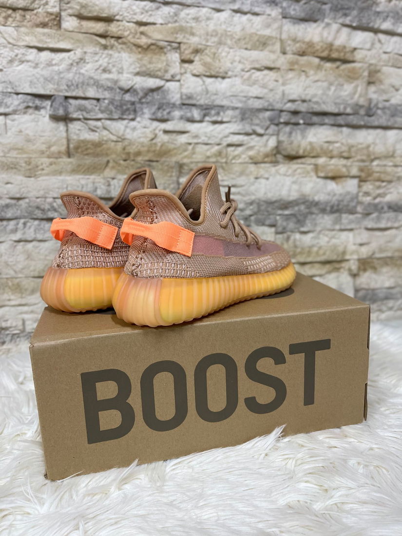 Adidasi Yeezy Boost 350 V2 clay