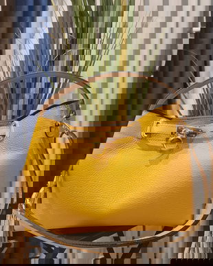 Geantă din piele naturală  Made in Italy- Muștar