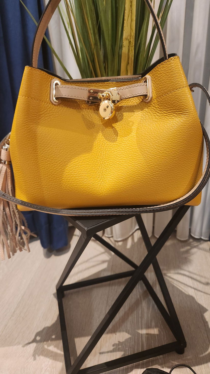 Geantă din piele naturală  Made in Italy- Muștar