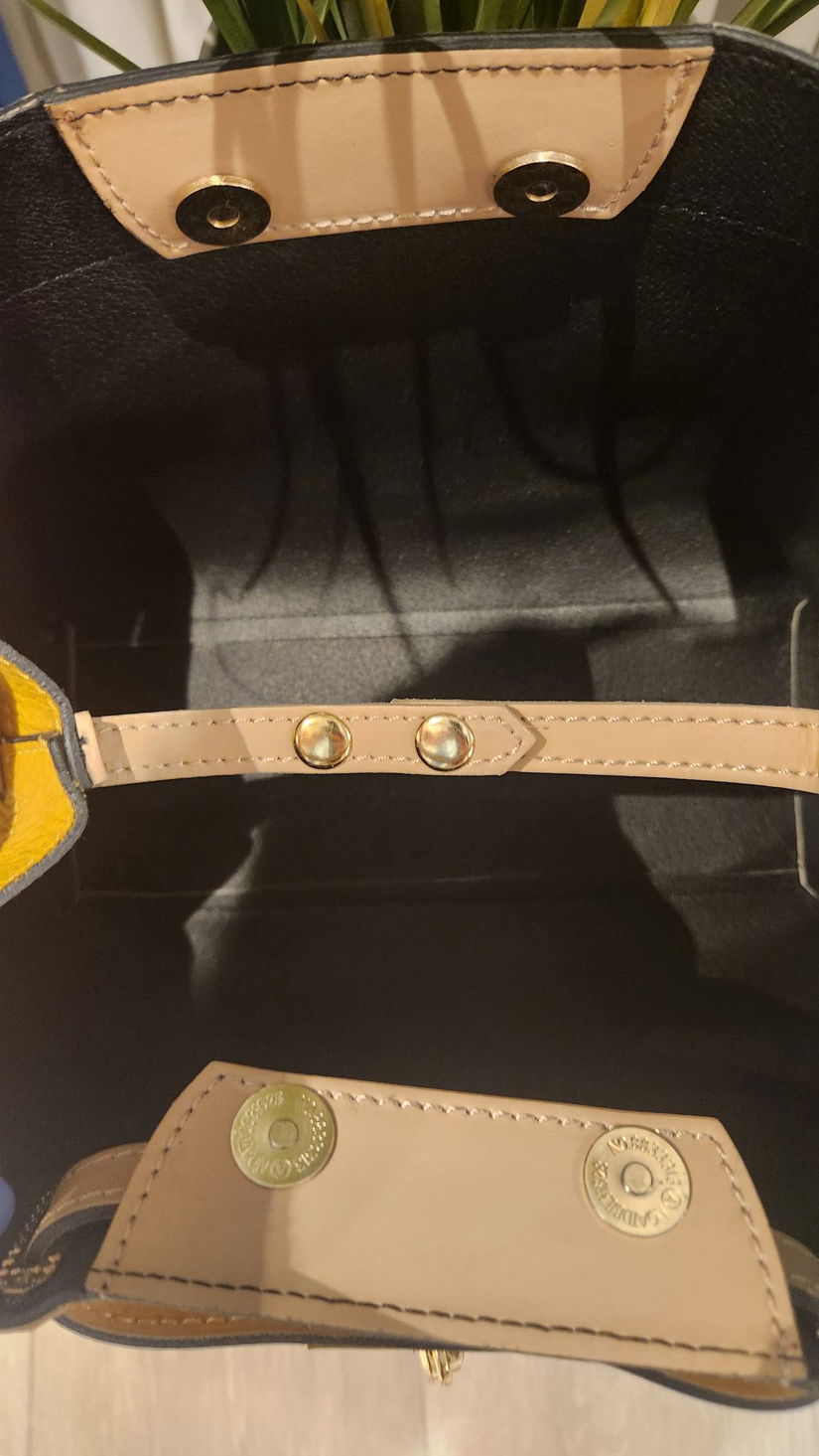 Geantă din piele naturală  Made in Italy- Muștar