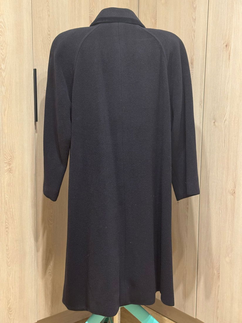 SUPERB PARDESIU STOFA LANA GARNITURA CATIFEA NASTURI AURII MARIME L/XL ITALIA