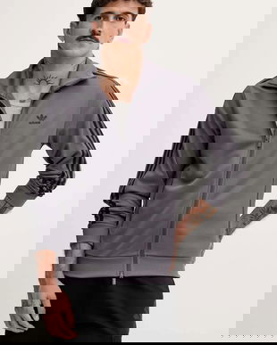 adidas Originals bluză Classic Tt culoarea maro, cu imprimeu, JY1281