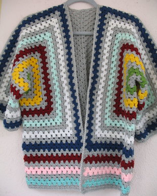 Cardigan crosetat