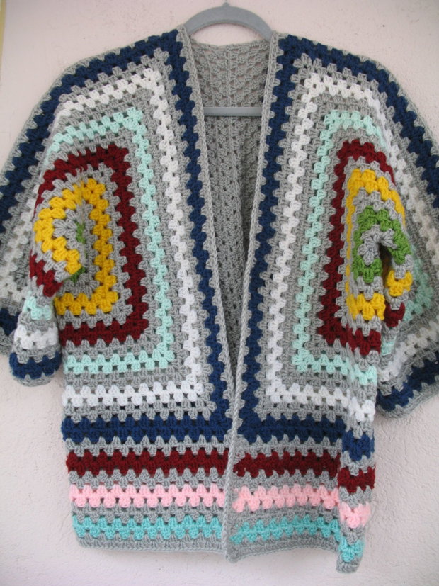 Cardigan crosetat