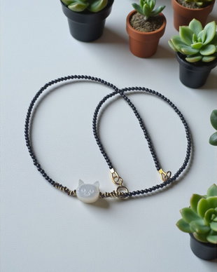 Colier din spinel negru