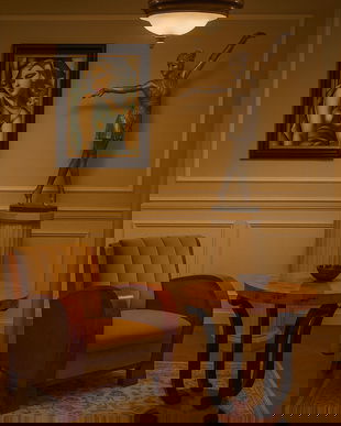 Masuta Art Deco din lemn masiv furniruit