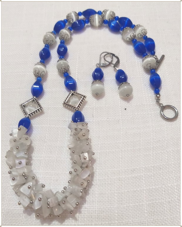SET- OCHI DE PISICA ALB SI ALBASTRU