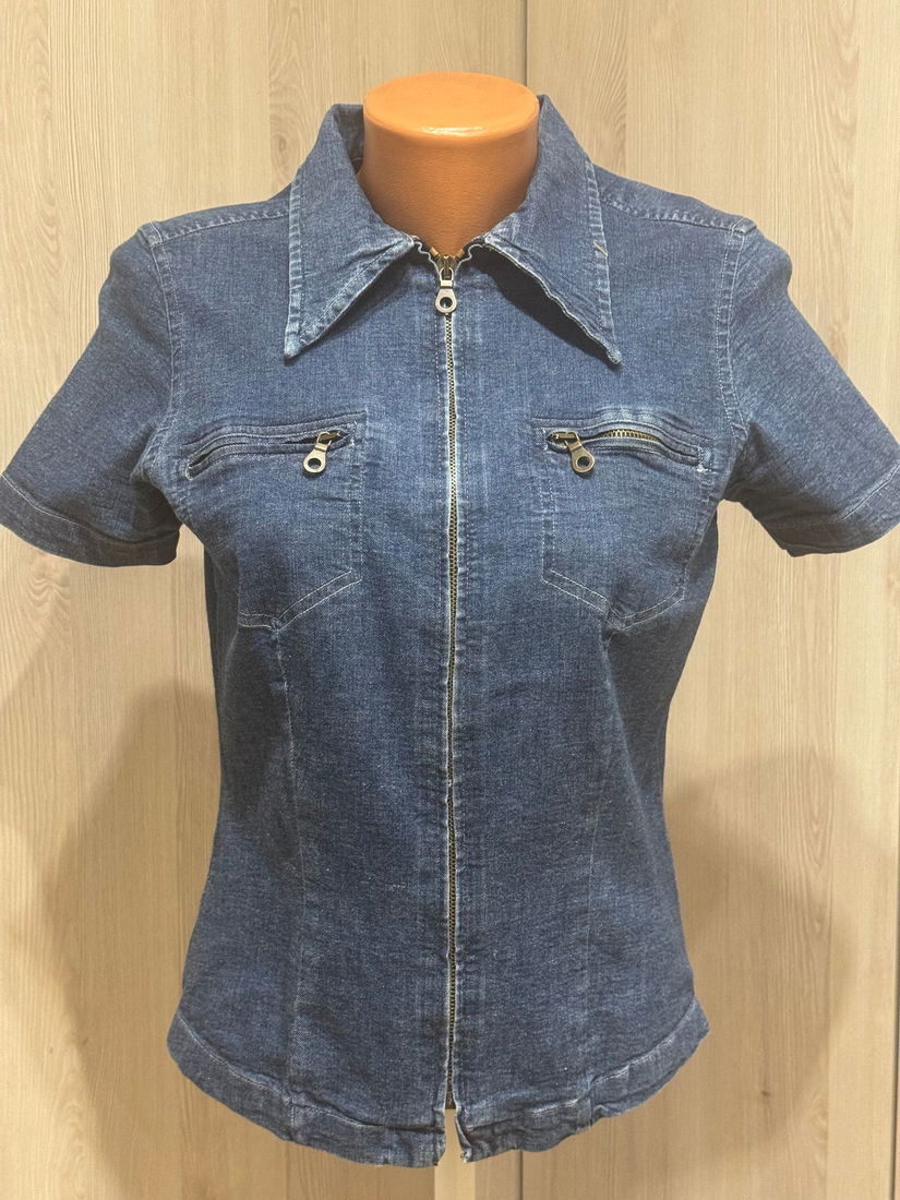 CAMASA BLUGI STEFANEL MODEL DEOSEBIT MARIME M