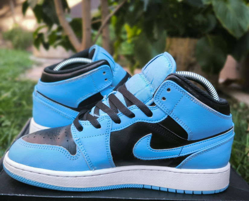 Jordan 1 Mid University Blue  originali  mărimea 40