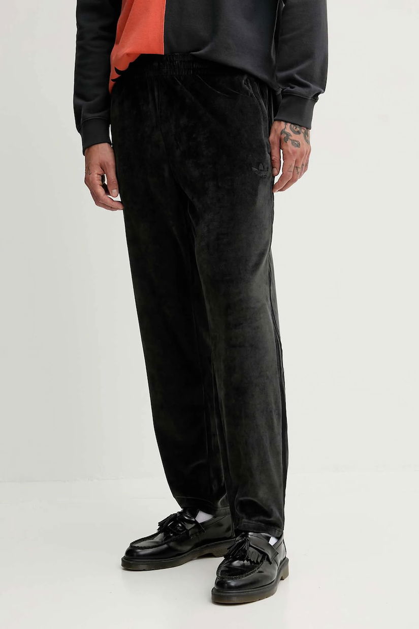 adidas Originals pantaloni de catifea Sst Tp culoarea negru, cu imprimeu, JW8377