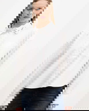 Tommy Jeans cămașă din bumbac culoarea alb, cu guler clasic, relaxed, DW0DW21455