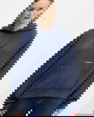 Tommy Jeans bluză culoarea bleumarin, cu glugă, uni, DW0DW21609