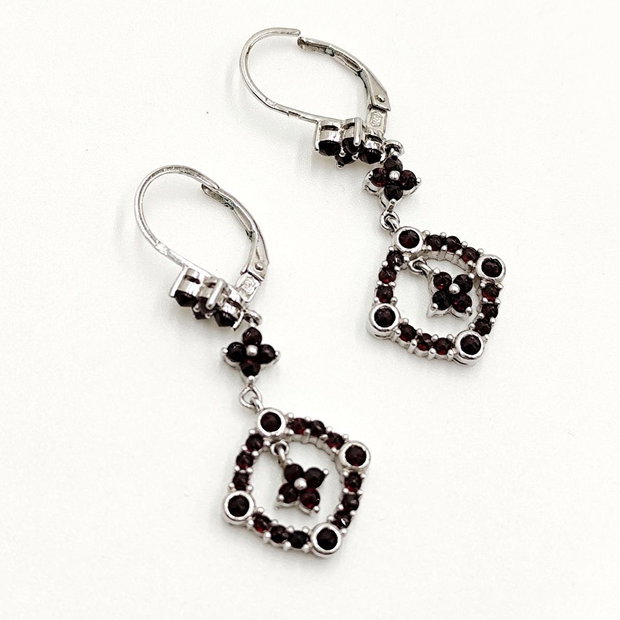 Cercei din argint cu zirconii negre 4522