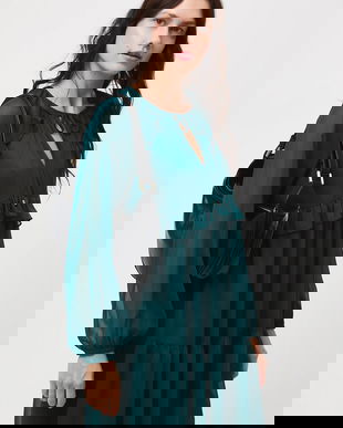 Medicine rochie culoarea verde