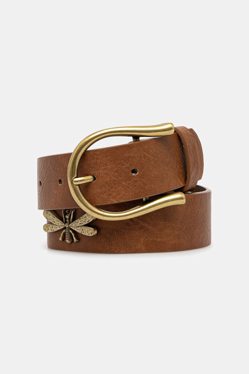 Medicine curea femei, culoarea maro