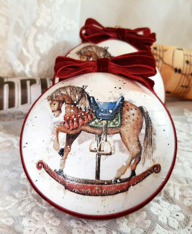 Calutul balansoar - decoratiune pentru bradul de Craciun
