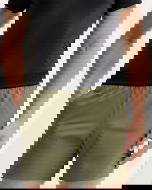 Under Armour pantaloni scurți de antrenament Peak culoarea bej, 1376782