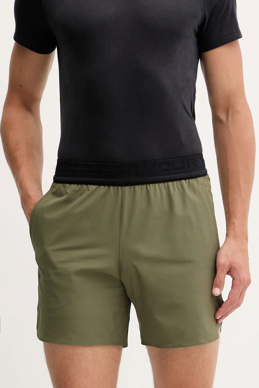 Under Armour pantaloni scurți de antrenament Peak culoarea bej, 1376782