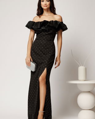 Rochie Hannah lunga neagra din stofa cu strasuri si guler din organza