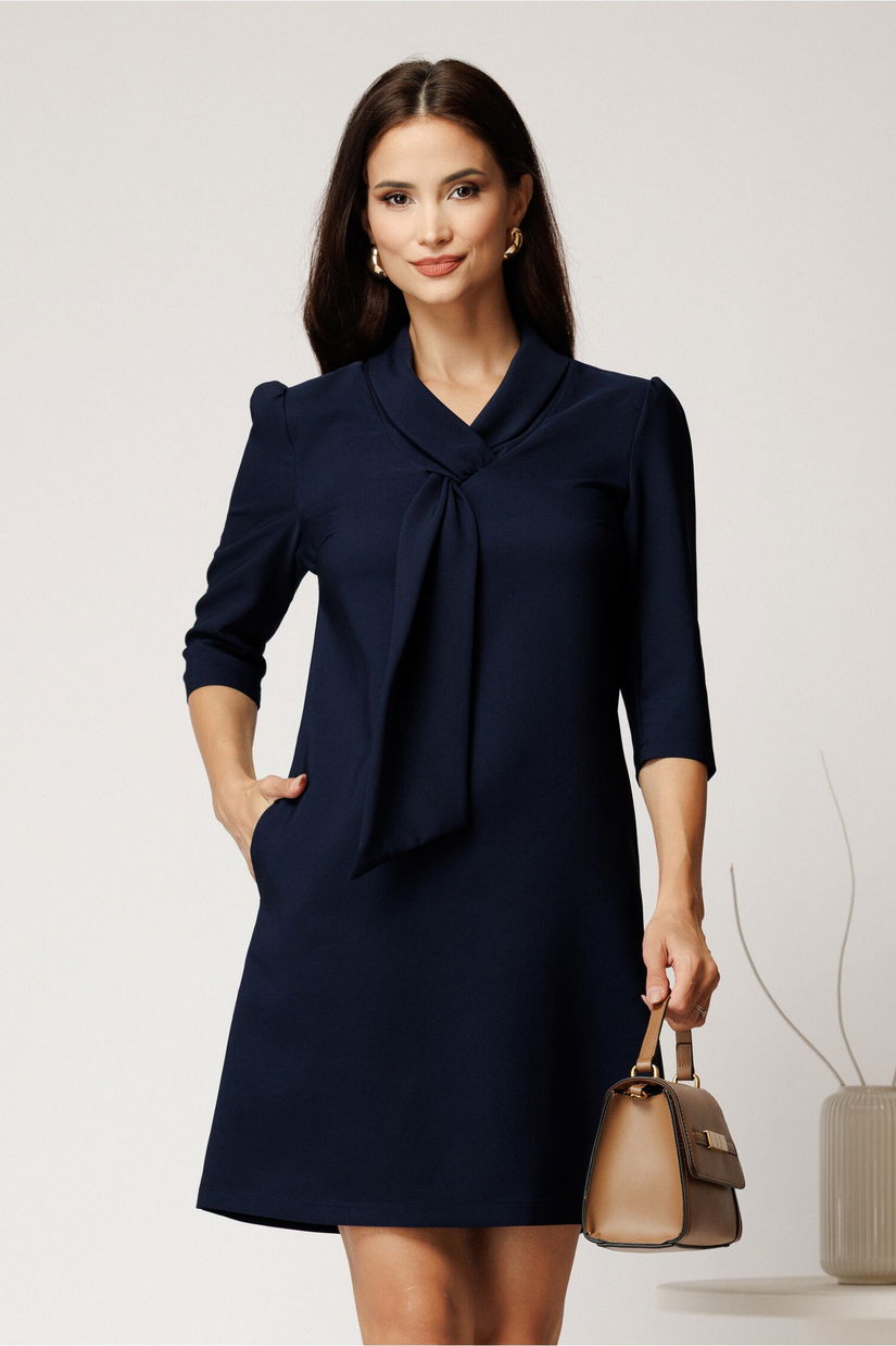 Rochie scurta bleumarin din stofa cu croi cambrat si guler tip esarfa