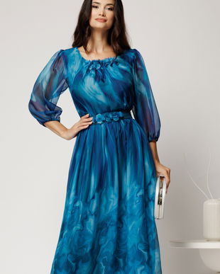 Rochie midi turcoaz din voal cu imprimeuri albastre si cordon cu flori in talie