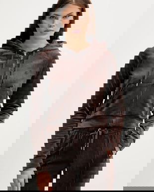 Juicy Couture bluză din velur culoarea maro, cu glugă, uni, JCWAS225306