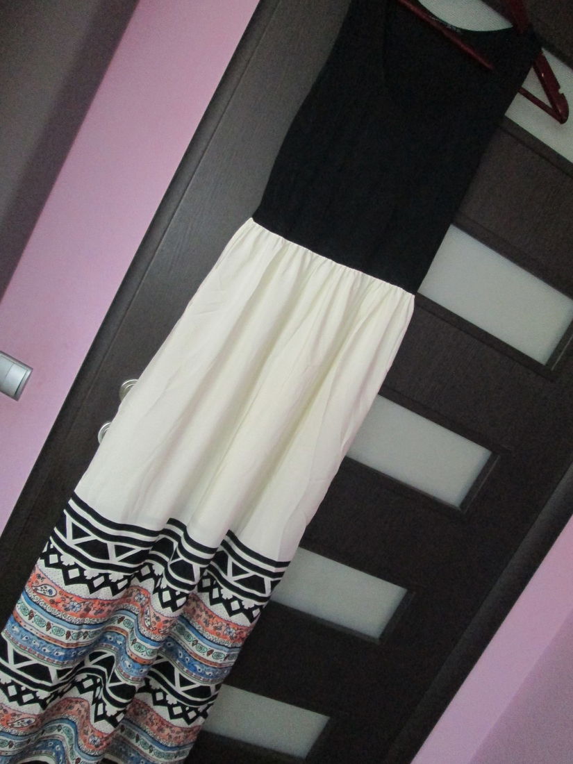 rochie lunga  deosebita Atmosphere 40