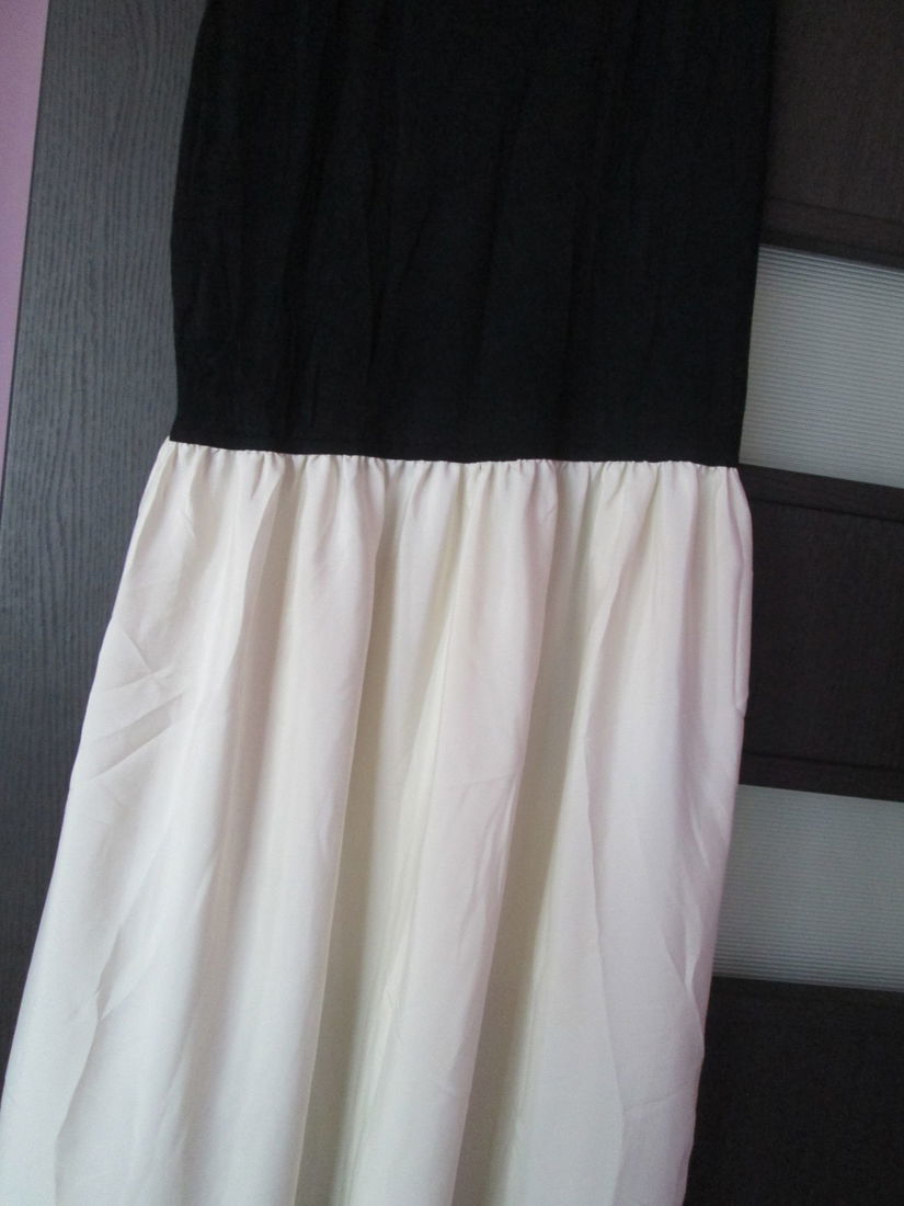 rochie lunga  deosebita Atmosphere 40