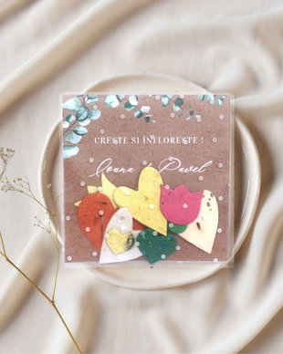 Confetti plantabil - hartie manuala plantabila cu seminte si petale de flori