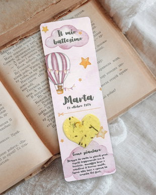 Marturie plantabila - semn de carte - hartie manuala plantabila cu seminte si petale de flori