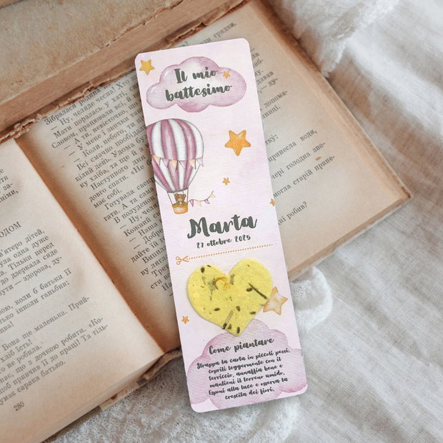 Marturie plantabila - semn de carte - hartie manuala plantabila cu seminte si petale de flori